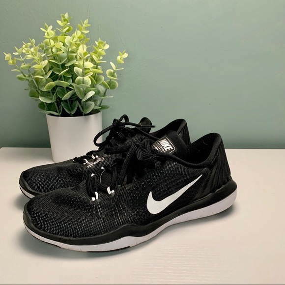 Nike Shoes - NIKE • Training Flex Supreme TR 5 • Size 7